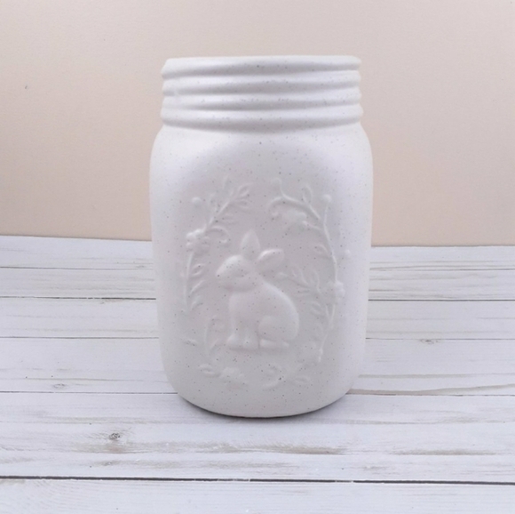 Ceramic Mason Jar Bunny Wreath Flowers Pale Pink Easter - Picture 1 of 4